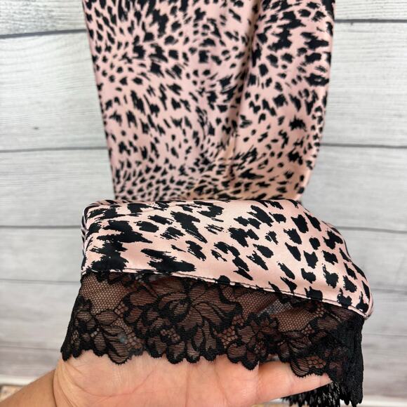 Joyspun Plus Size Pink Black Printed Sleeveless Lace Trim Sleep Satin Chemise 3X - Picture 4 of 8